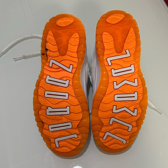 Nike Air Jordan 11 Retro Low ‘Citrus’ size 3 youth - Picture 5 of 9